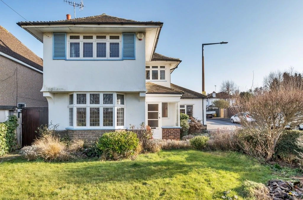 First for Auctions 77% sold success in March auction