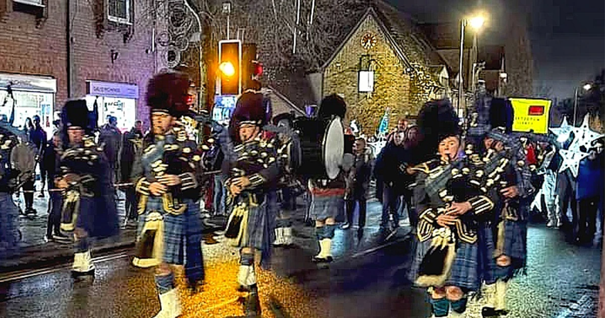 Carterton Christmas Light Switch On!