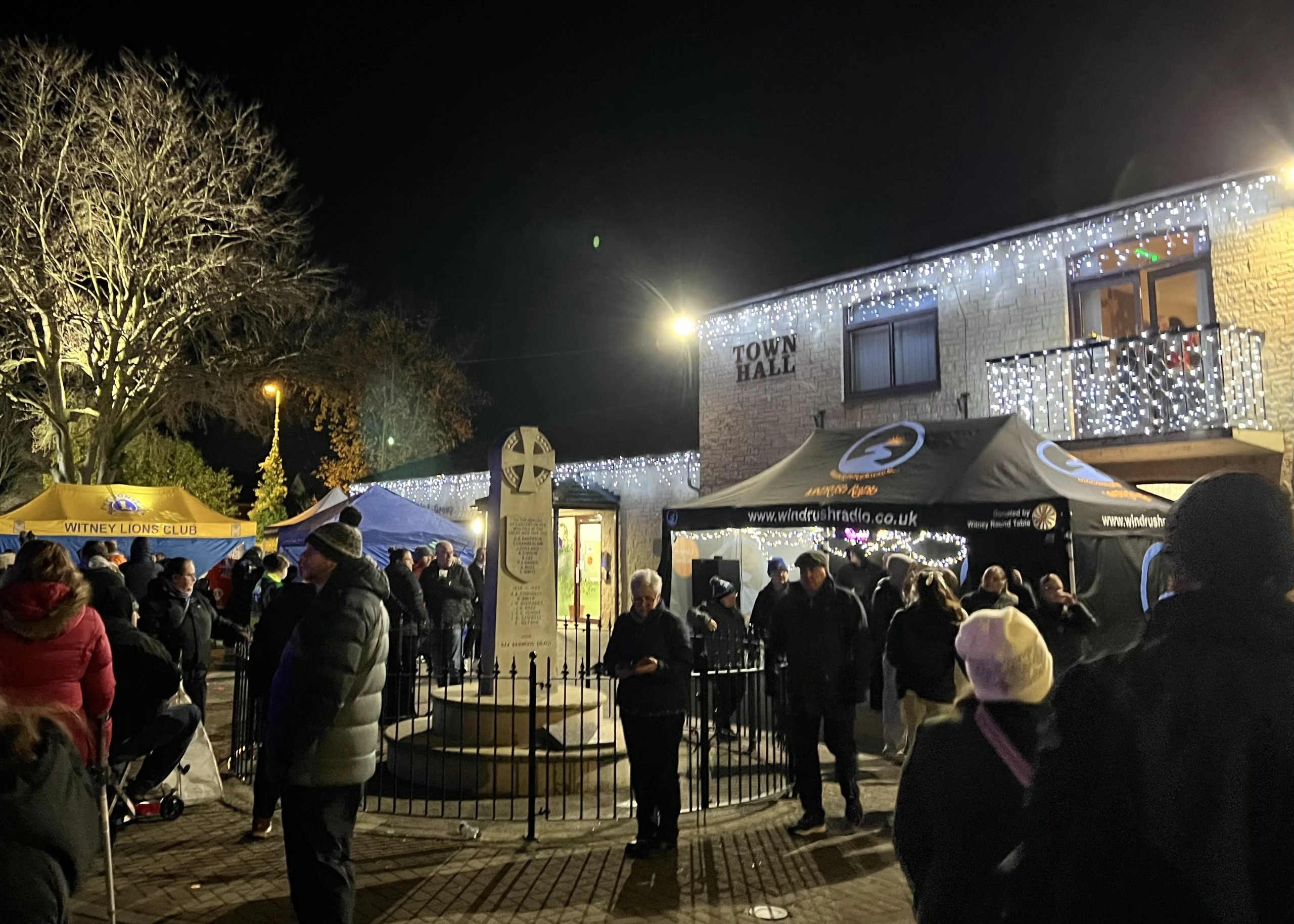 Carterton Christmas Lights Switch-On: A Sparkling Success!